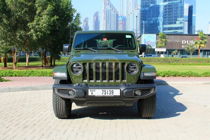Green Jeep Wrangler 80th Anniversary Limited Edition 2021 for rent in Dubai 8
